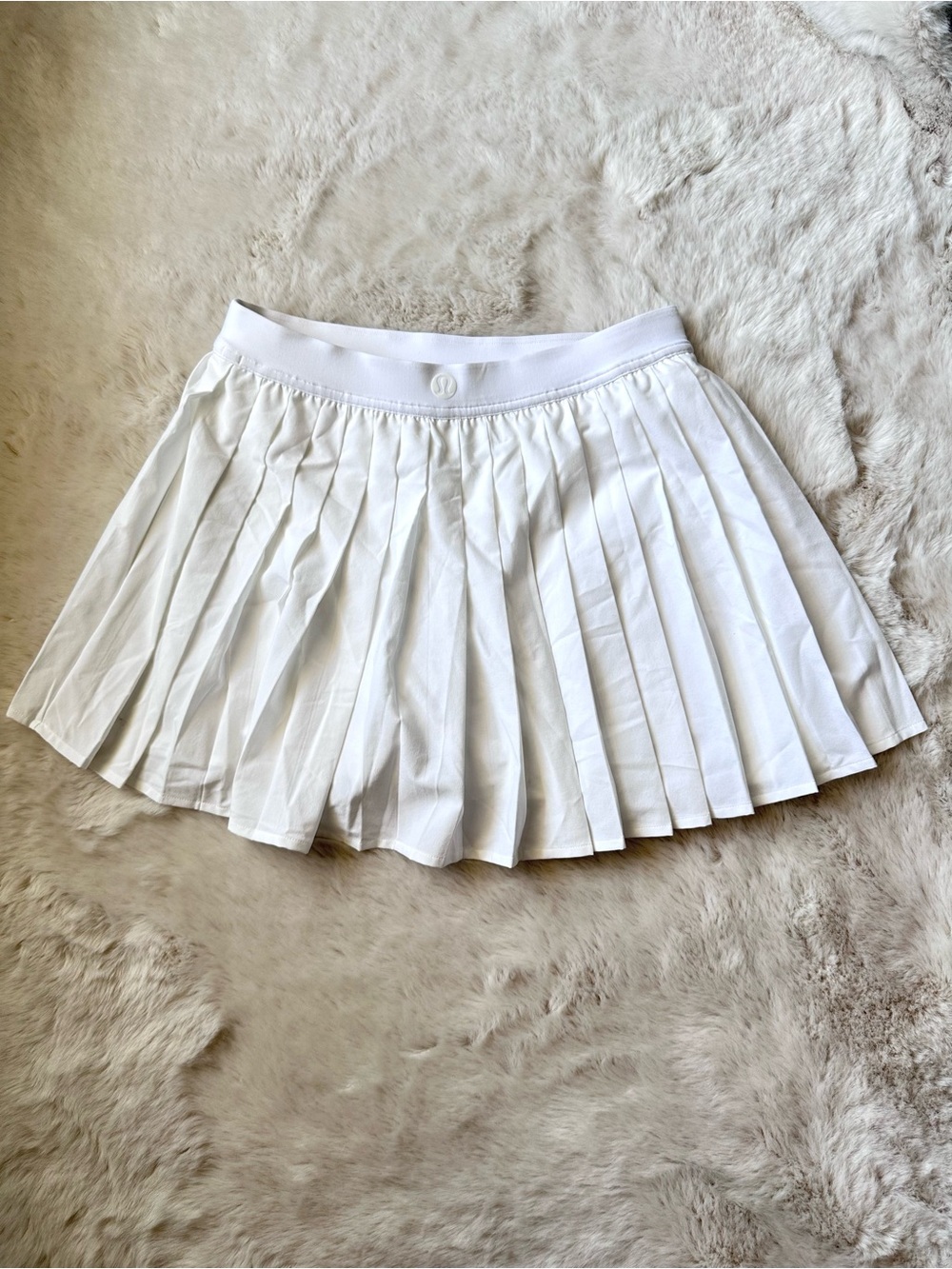 Lululemon skirts + shorts bundle size 6 - lot of 3 athletic like NEW - Picture 12 of 12